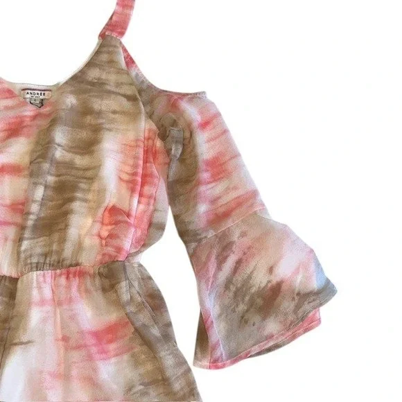 NWT‎ Andree by Unit Tie Dye Romper Cold Shoulder Bell Sleeve Ruffle Hem Sz Lg - Picture 13 of 16